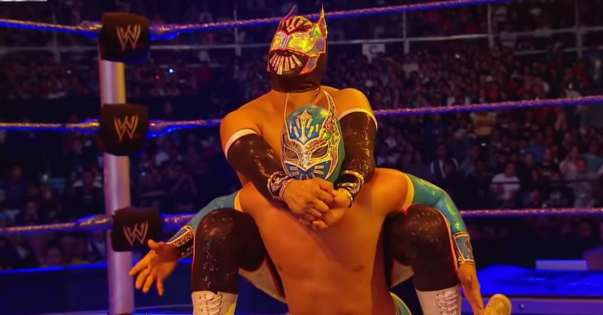 Sin Cara vs. Sin Cara: A Confusing WWE Storyline That Ruined a Career