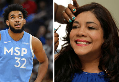 Karl-Anthony Towns' Mom Dies from COVID-19 Complications