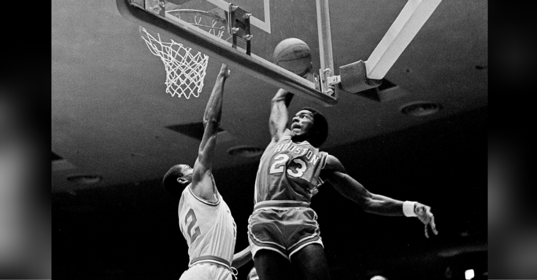 The First Black NBA Players Paved the Way for Modern Basketball - FanBuzz