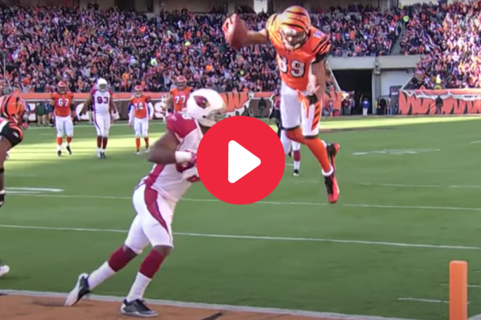 Jerome Simpson’s “Front Flip Touchdown” Never Stops Being Cool