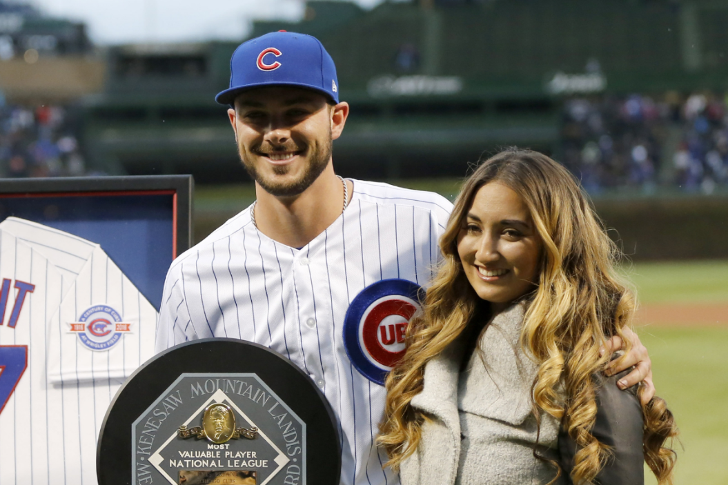LOOK: Kris Bryant attends All-Star Red Carpet Show with his wife