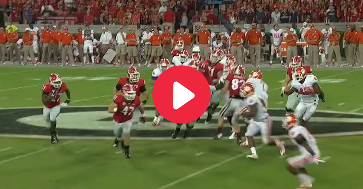 Watch Nick Chubb's 1-yard touchdown run on a fourth down for