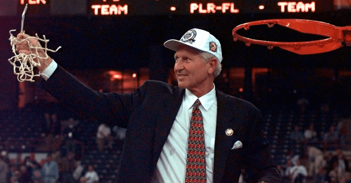 Lute Olson, Hall of Fame Coach, Dead at 85