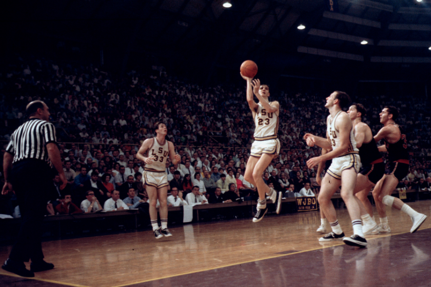LSU's Pete Maravich goes up for a shot against Auburn in 1968.