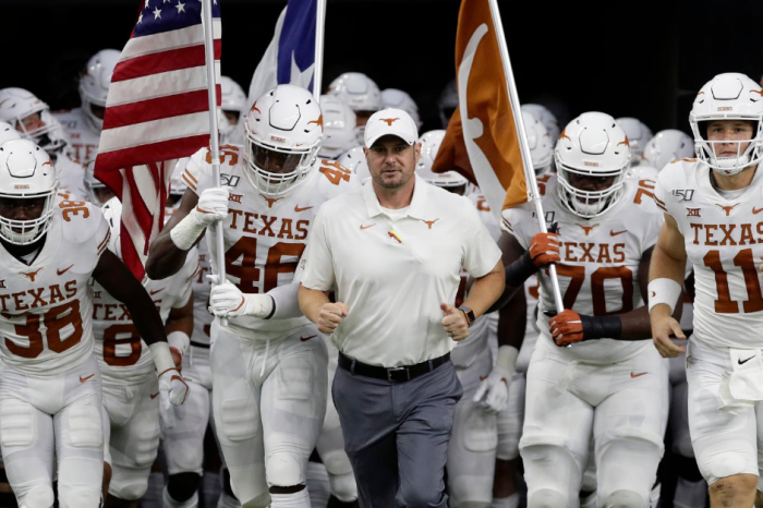 Texas’ 2020 Schedule Arrives as Big 12 Plans to Play Football