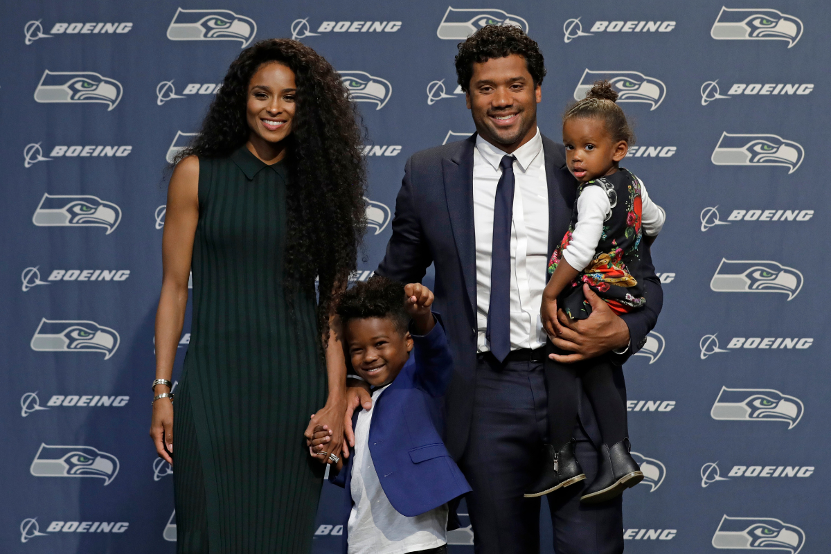 Russell Wilson Wife Who Is Ciara Singing Career Three Children Fanbuzz