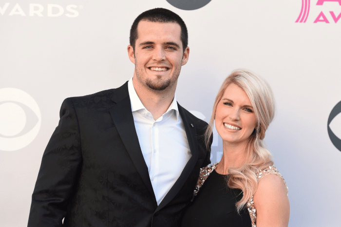 Derek Carr | Fanbuzz