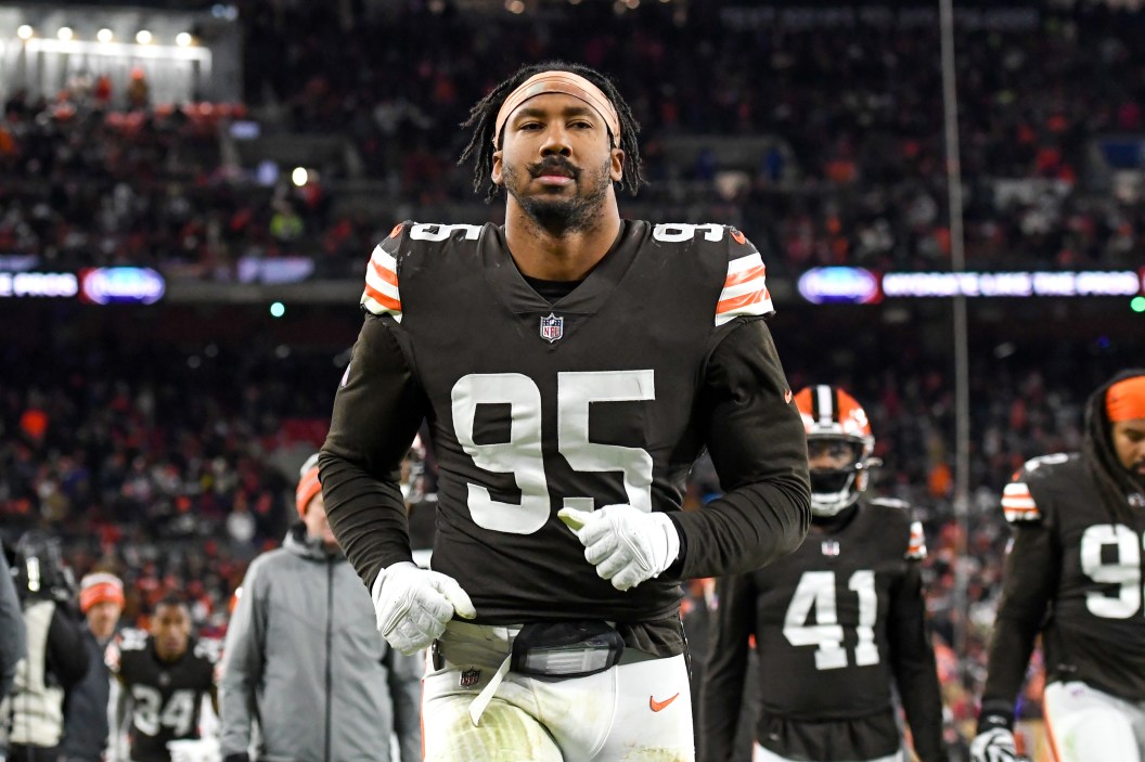 Myles Garrett Before Raiders-Browns Game