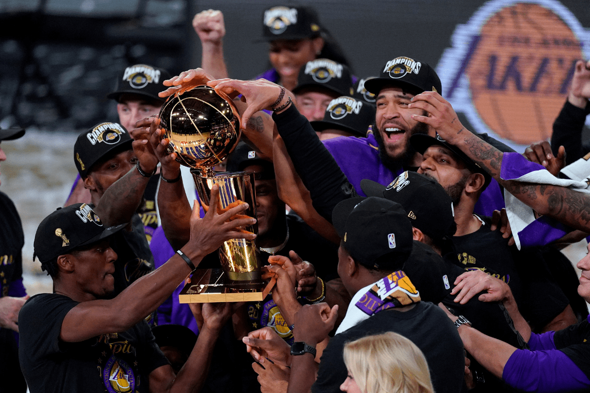 Larry O Brien Trophy History How It S Made Nba Teams With The Most Fanbuzz