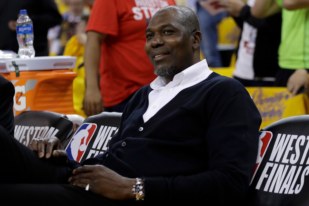 Hakeem Olajuwon Net Worth How Rich Is The Former Nba Superstar Fanbuzz