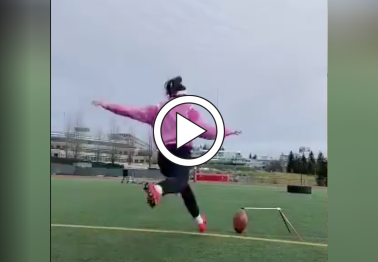 Female Kicker Drills Field Goals From 40, 45 and 50 Yards With Ease