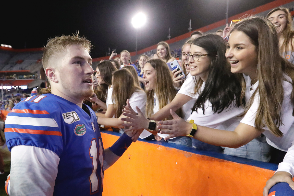 Florida's Kyle Trask to undergo surgery for torn meniscus, per