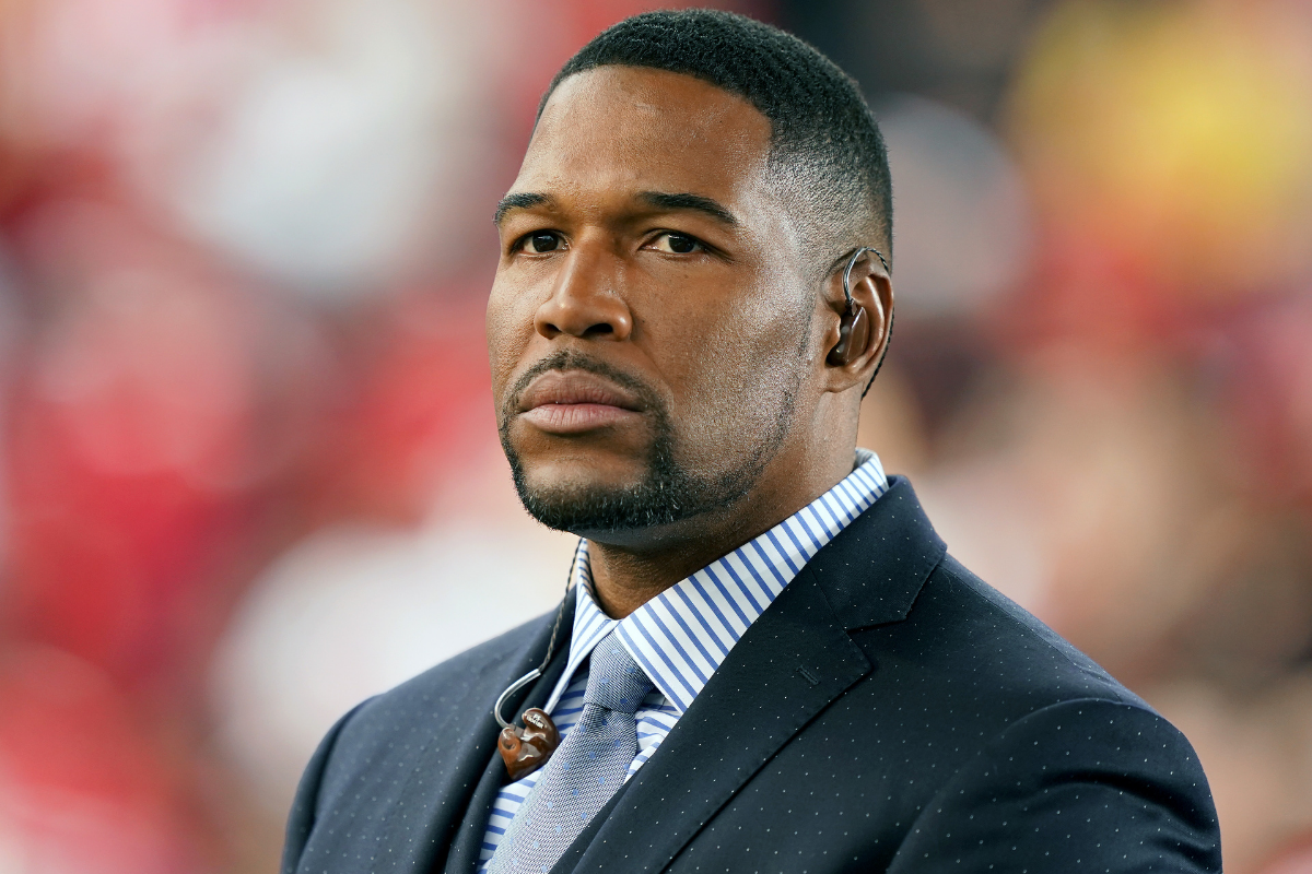 Michael Strahan Split From His Second Wife & Owed Her $15 Million - FanBuzz