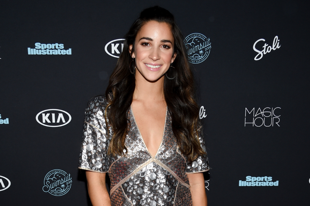 Aly Raisman Poses Nude for 2018 Sports Illustrated Swimsuit