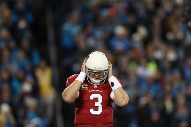 Carson Palmer reacts to a play during the 2016 NFC Championship Game.