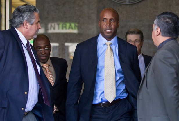 Barry Bonds Leaves san Francisco Courthouse