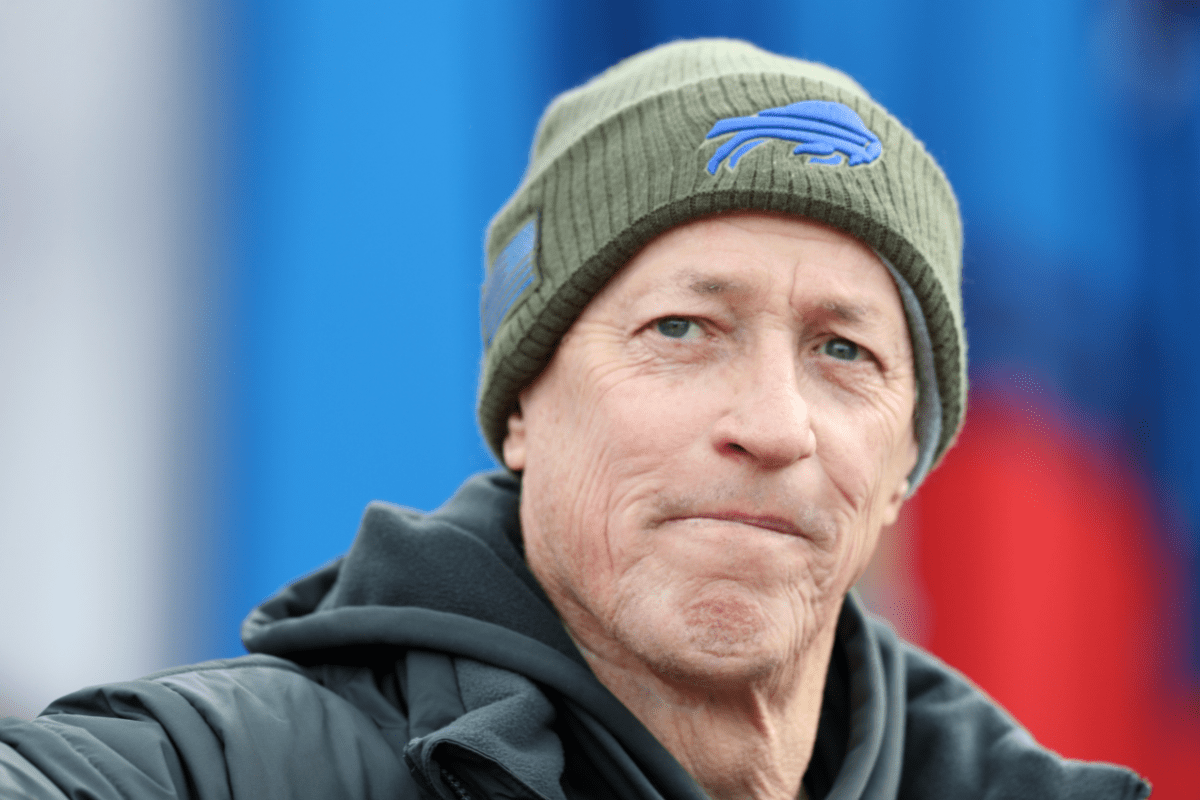Jim Kelly Beat Cancer Multiple Times, and He Keeps On Fighting