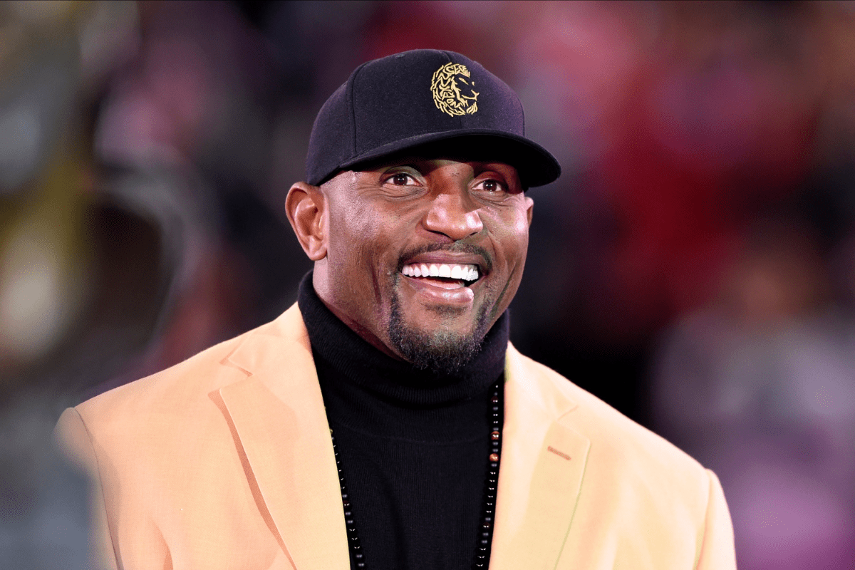 Ray Lewis' Net Worth How Rich is the NFL Legend Today? FanBuzz