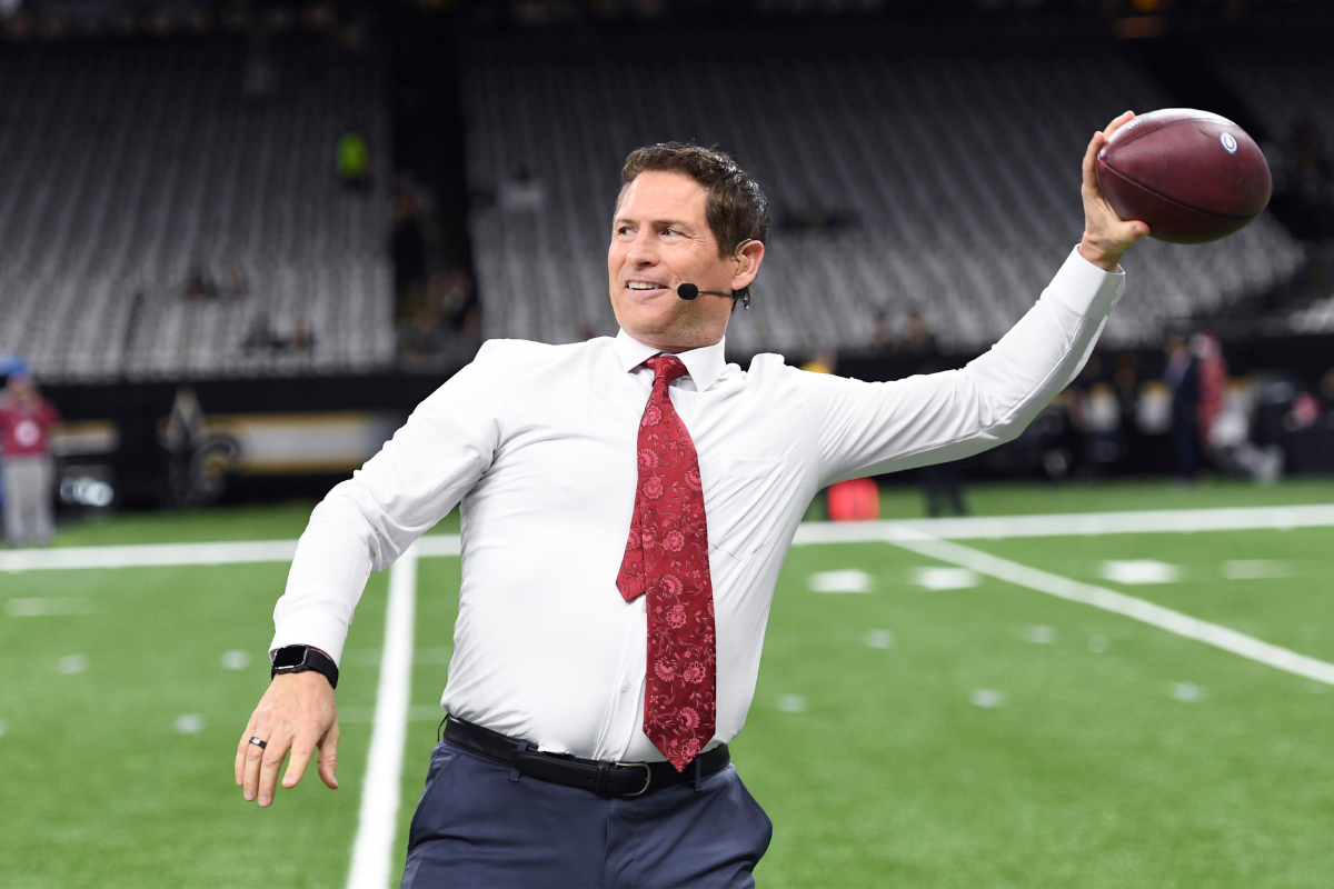 Steve Young Net Worth How Rich is the NFL QB Legend Today? Fanbuzz