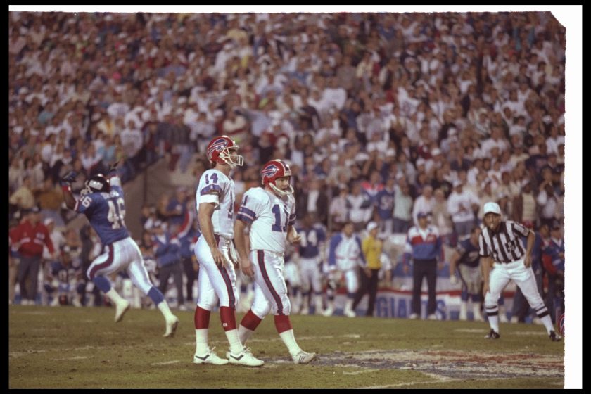 Scott Norwood looks on after missing a field goal in Super Bowl XXV.
