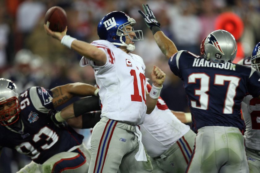 New York Giants quarterback Eli Manning passes the ball during Super Bowl XLII.