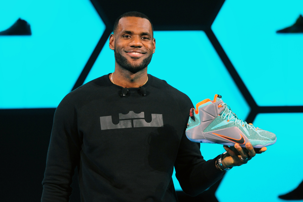lebron james first nike contract