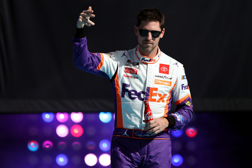 denny hamlin waving to fans