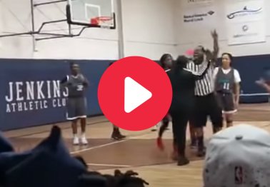 Angry Mother Attacks Referee at Youth Basketball Game