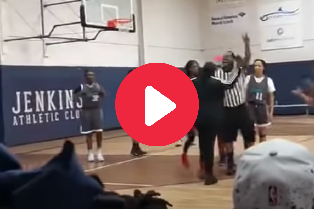 Angry Mother Attacks Referee at Youth Basketball Game
