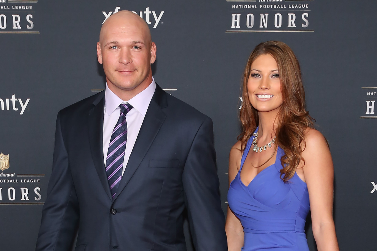 Brian Urlacher’s Wife Competed on “America’s Next Top Model”