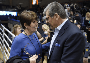 Geno Auriemma's Wife Has Stood By His Side for More Than 40 Years