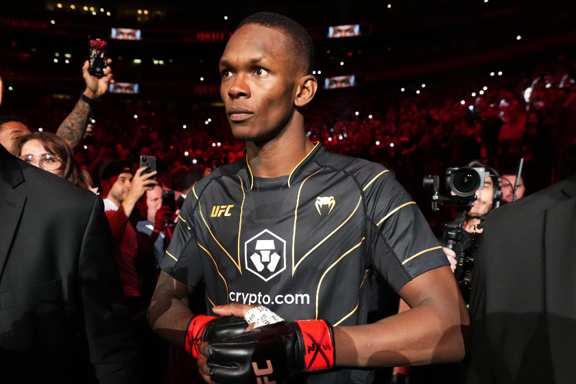 Israel Adesanya of Nigeria prepares to fight Alex Pereira of Brazil in the UFC middleweight championship bout during the UFC 281 event