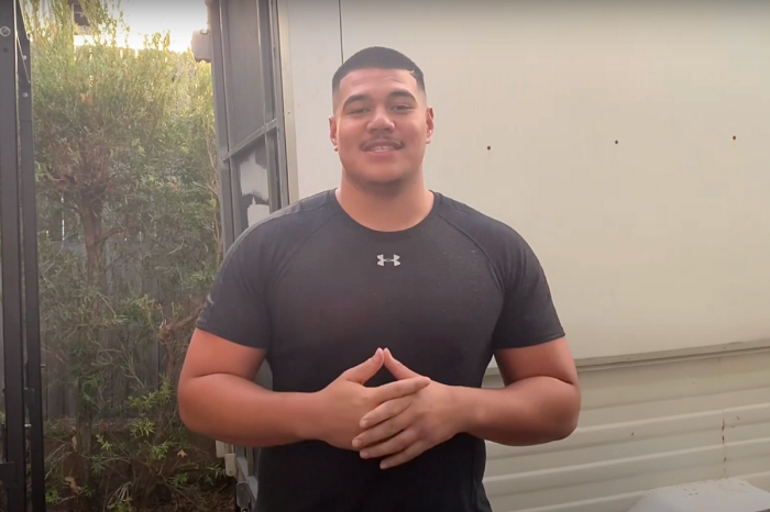 Texas A&M’s New 335-Pound OT is a Former Australian Rugby Player
