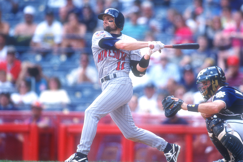 Chuck Knoblauch #11 of the Minnesota Twins takes a swing during a baseball game against the Milwaukee Brewers