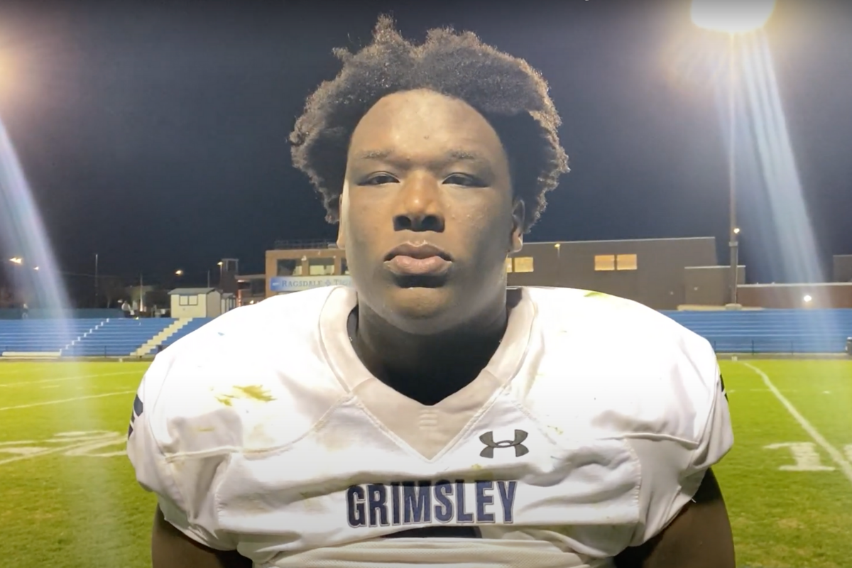 Grimsley star defensive tackle Travis Shaw commits to Carolina