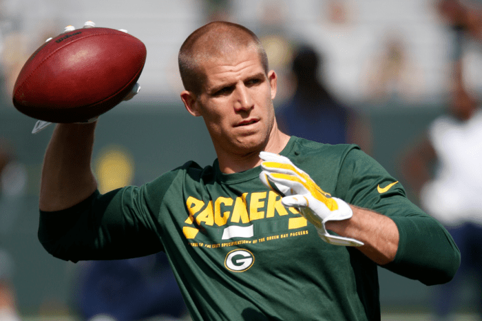 Jordy Nelson Retired Early, But Where is He Now?