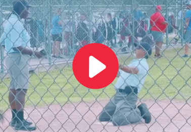 Softball Umpire Dance-Off Gives Fans a Surprise Show