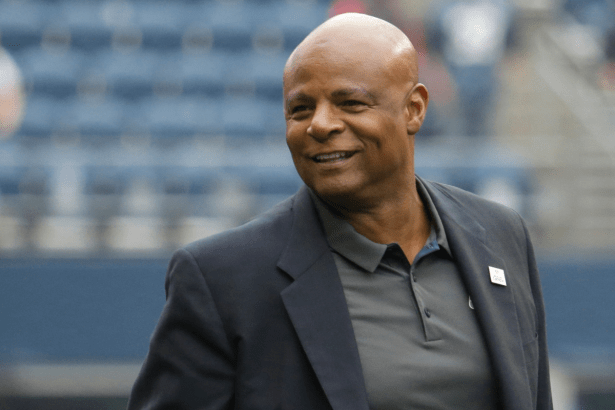 What Happened to Warren Moon & Where is He Now?