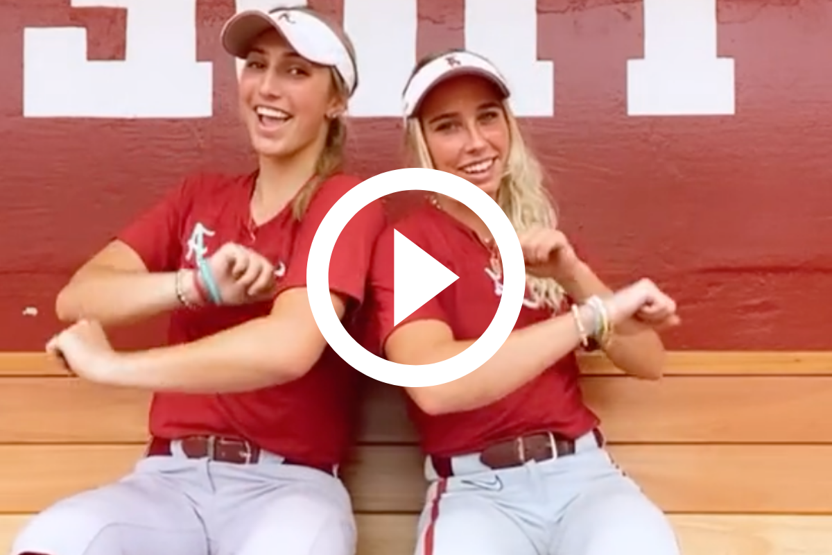 Alabama Softball Players' "Snoop Dogg" Dance Goes Viral ...