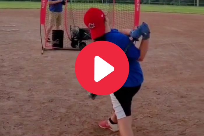 10-Year-Old Girl’s Baseball Swing is a Thing of Beauty