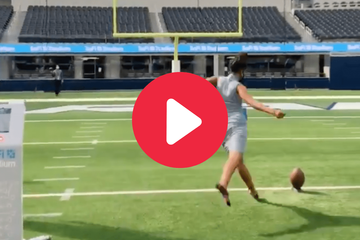 Woman in Dress Kicks 20-Yard Field Goal With Ease [VIDEO] | Fanbuzz