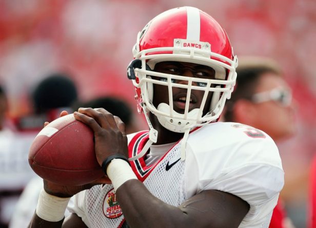 DJ Shockley warms up before the 2005 Outback Bowl.