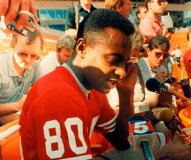 Jerry Rice Talks to Press 1989