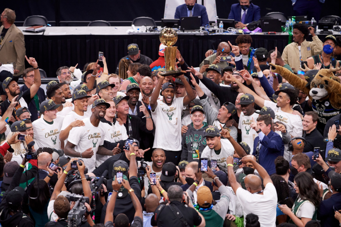 Larry O’Brien Trophy: The History of the NBA Finals Hardware