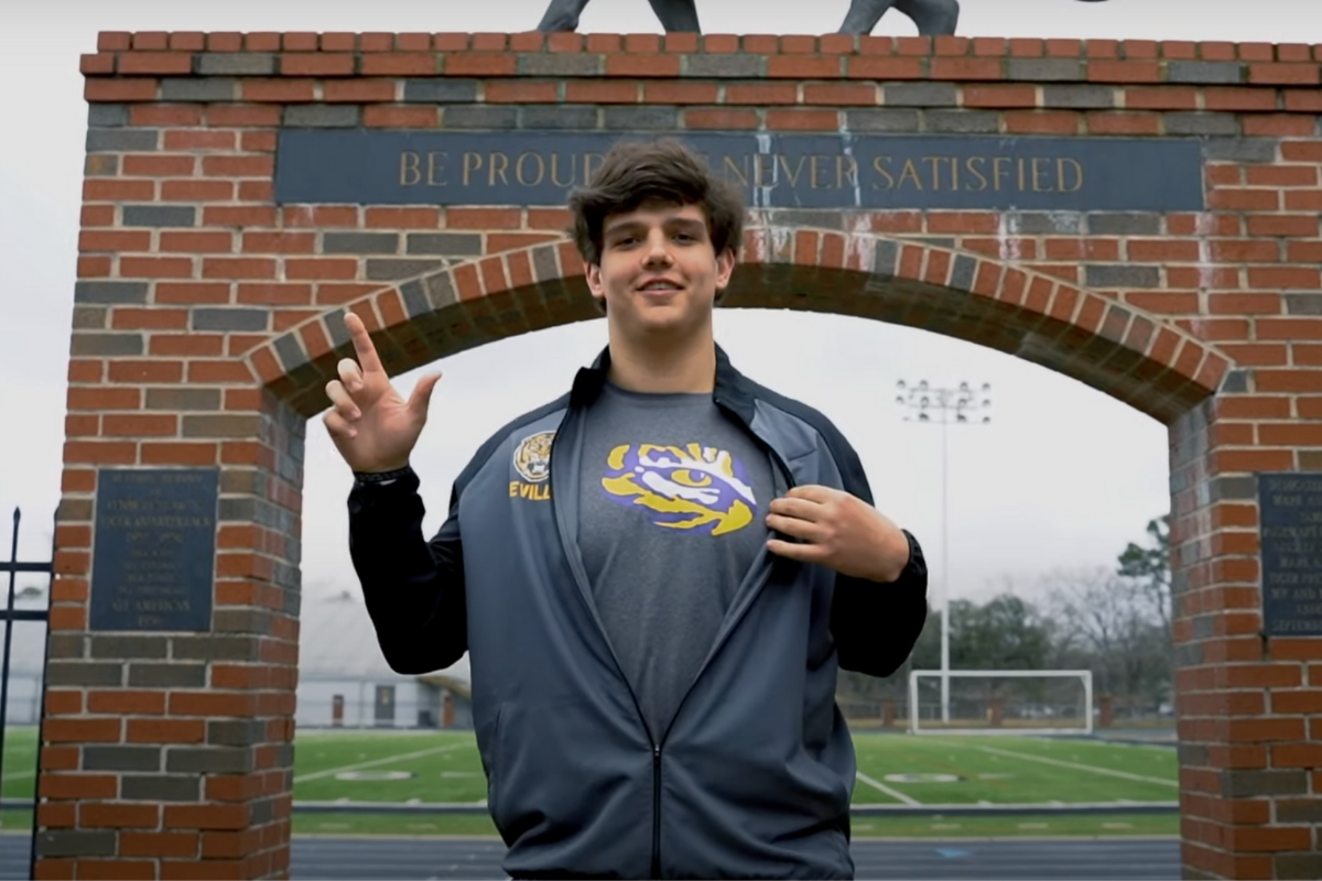LSU’s 5-Star Tackle Commit is a Homegrown Stud