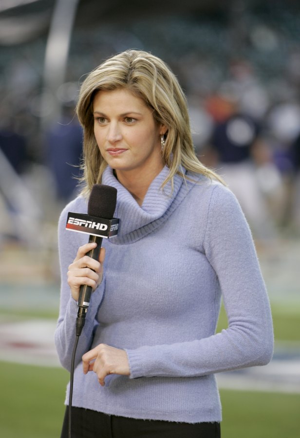 Erin Andrews as a Young Reporter For ESPN
