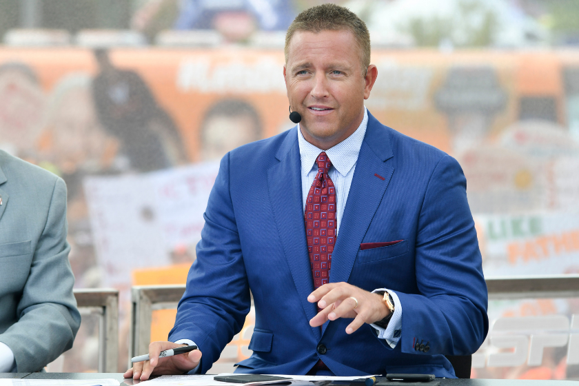 Kirk Herbstreit gives analysis on the set of ESPN's College Gameday in 2016.