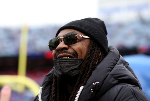 Marshawn Lynch Smiles Before 2021 Bills-Colts Game