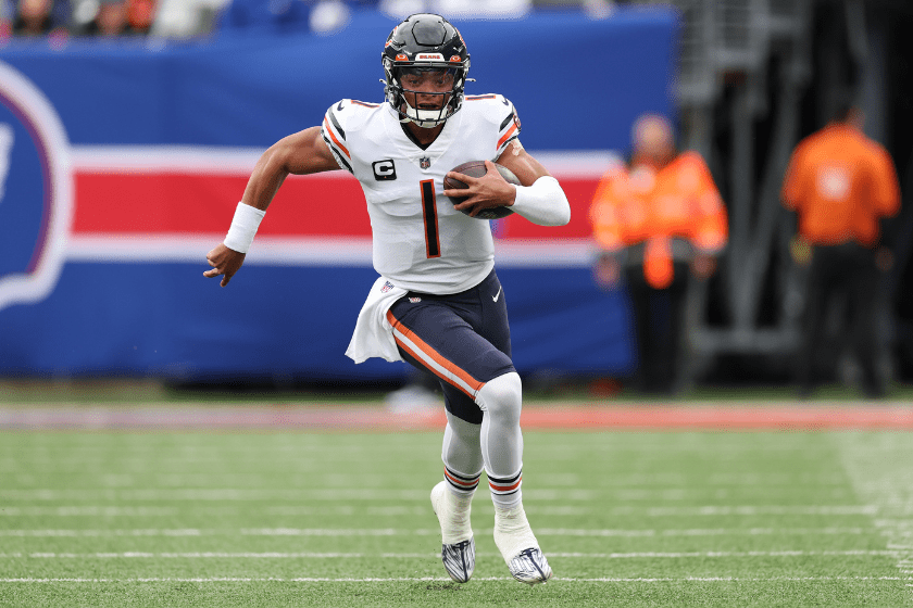 Justin Fields 40 Time How Fast Is The Chicago Bears Qb