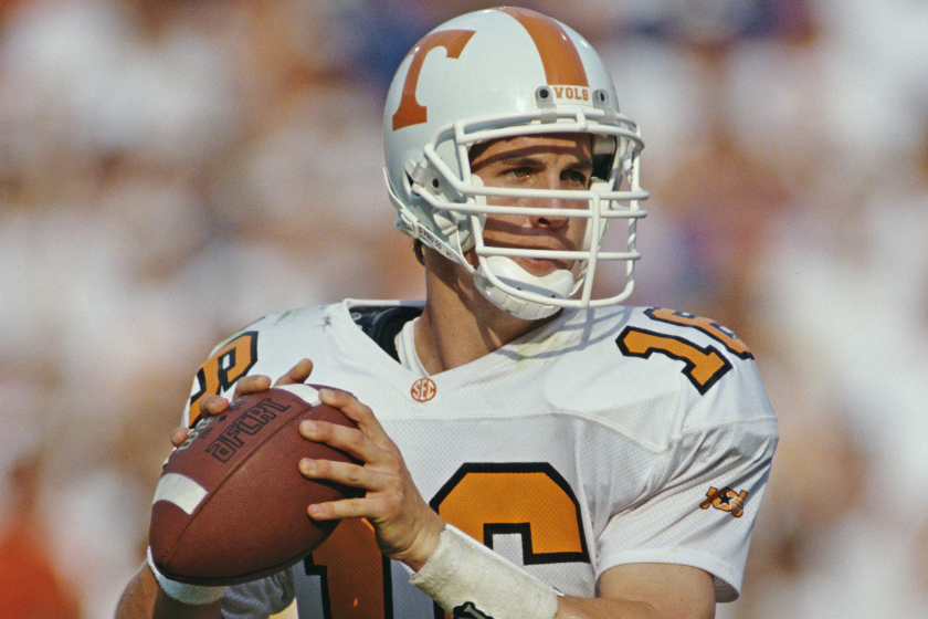 Peyton Manning looks downfield for the Tennessee Vols